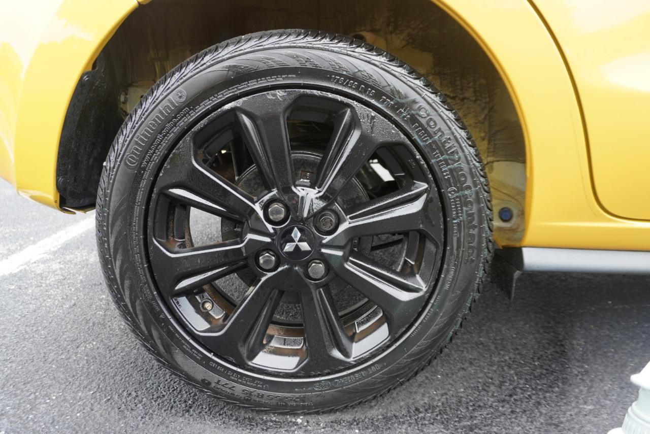 Mitsubishi Mirage Black Edition CVT 2022