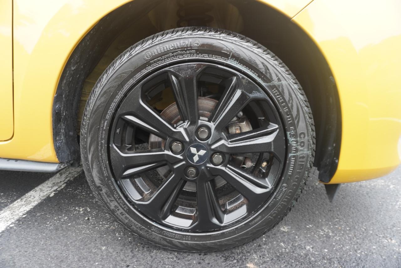 Mitsubishi Mirage Black Edition CVT 2022