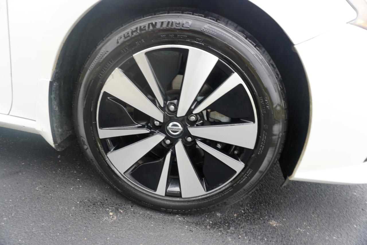 Nissan Altima 2.5 SV Sedan 2021