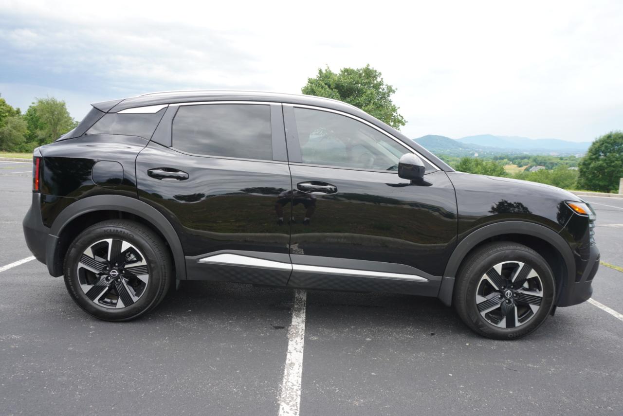 Nissan Kicks SV AWD 2025