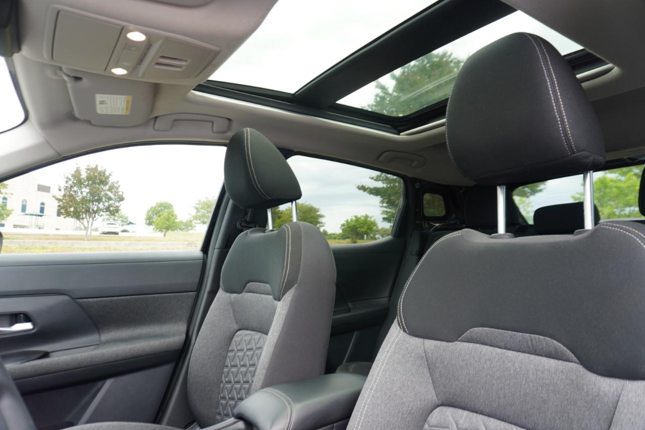 Nissan Kicks SV AWD 2025