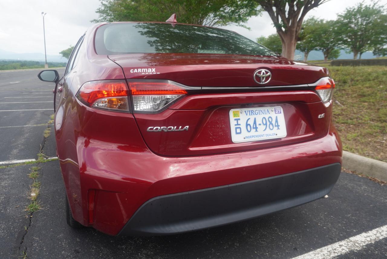 Toyota Corolla LE CVT (Natl) 2023