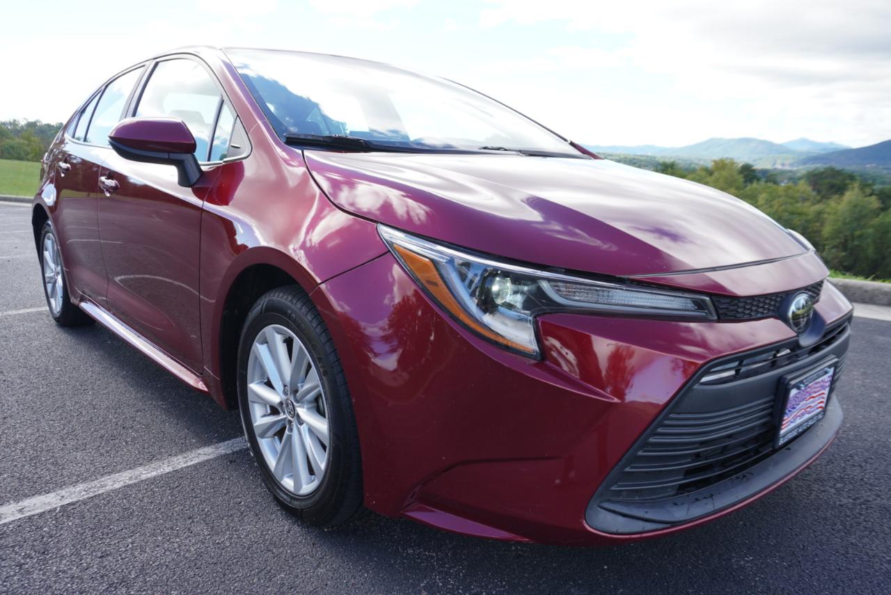 Toyota Corolla LE CVT (Natl) 2023