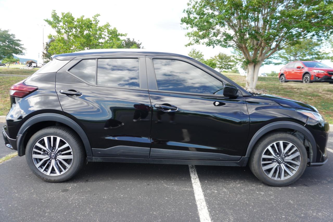 Nissan Kicks SV FWD 2022