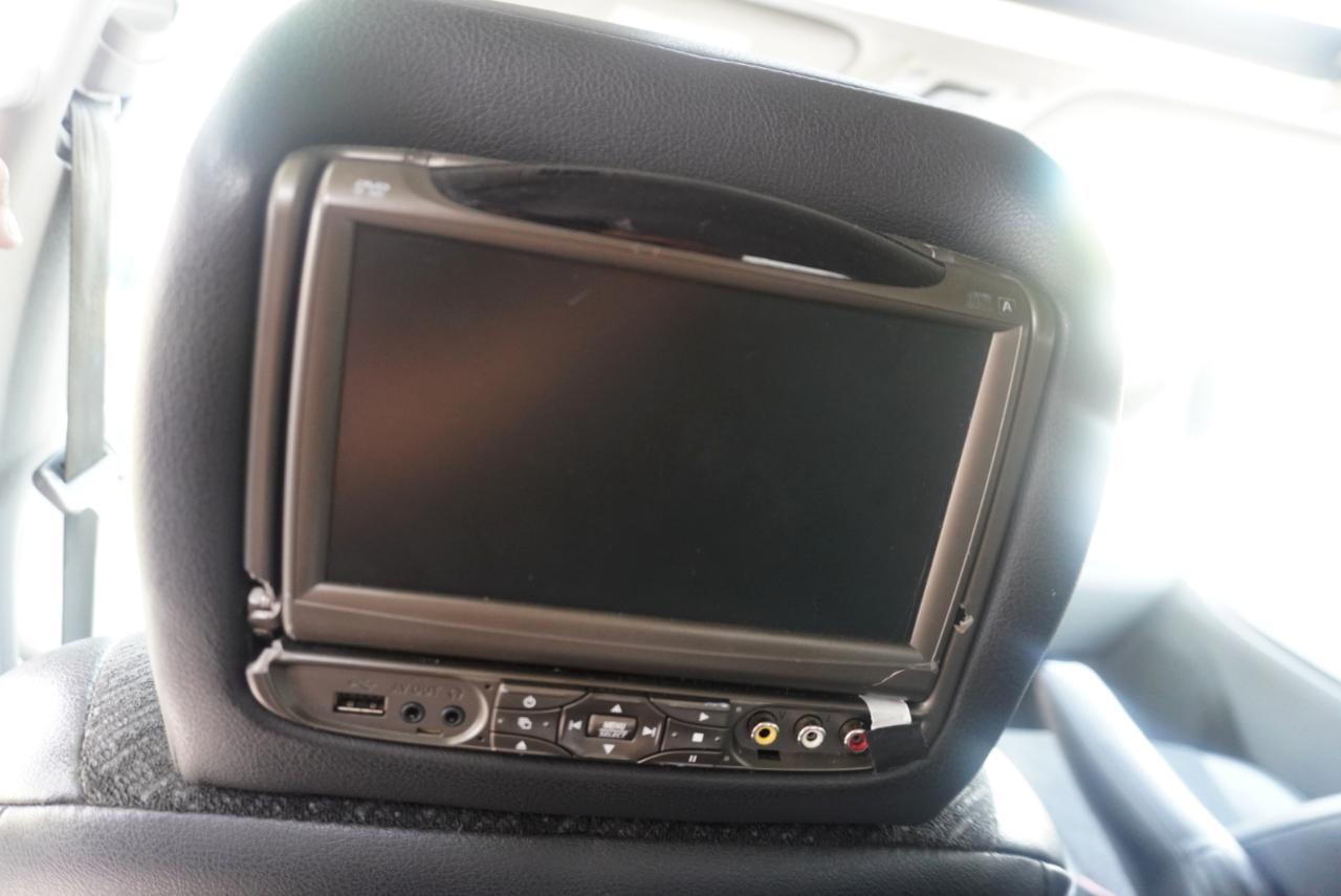 Toyota Sienna 5dr 8-Pass Van V6 SE FWD (Natl) 2012