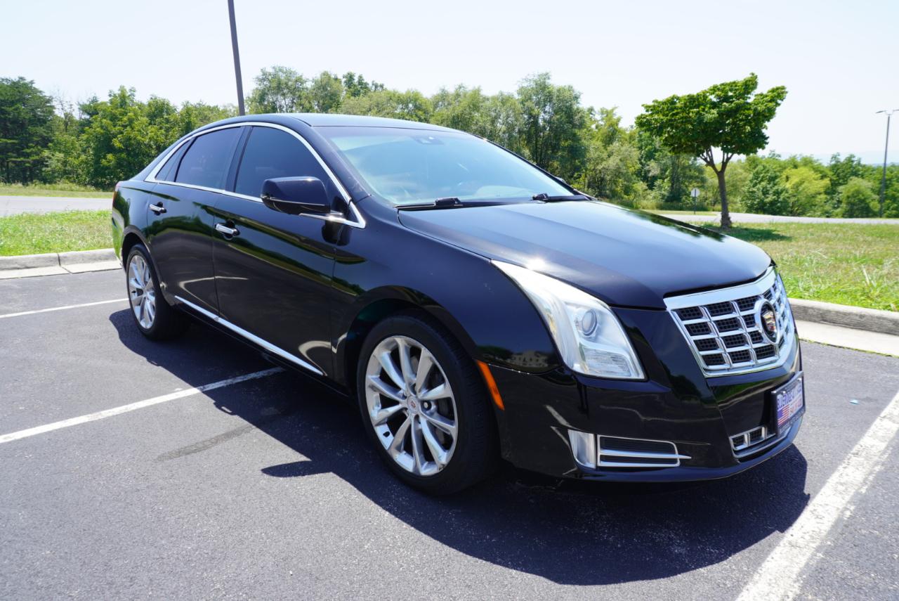 Cadillac XTS 4dr Sdn Premium FWD 2013