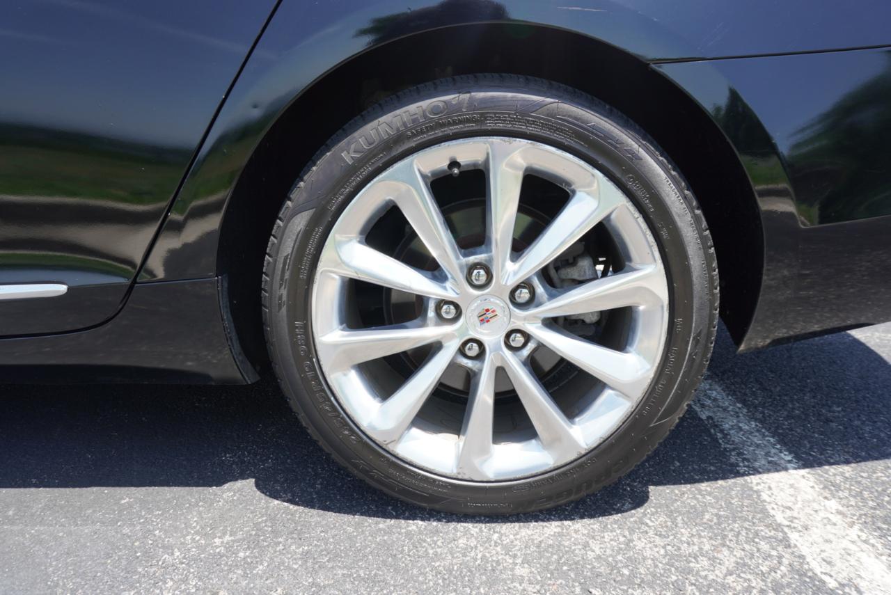 Cadillac XTS 4dr Sdn Premium FWD 2013
