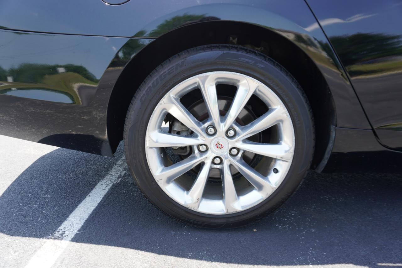 Cadillac XTS 4dr Sdn Premium FWD 2013