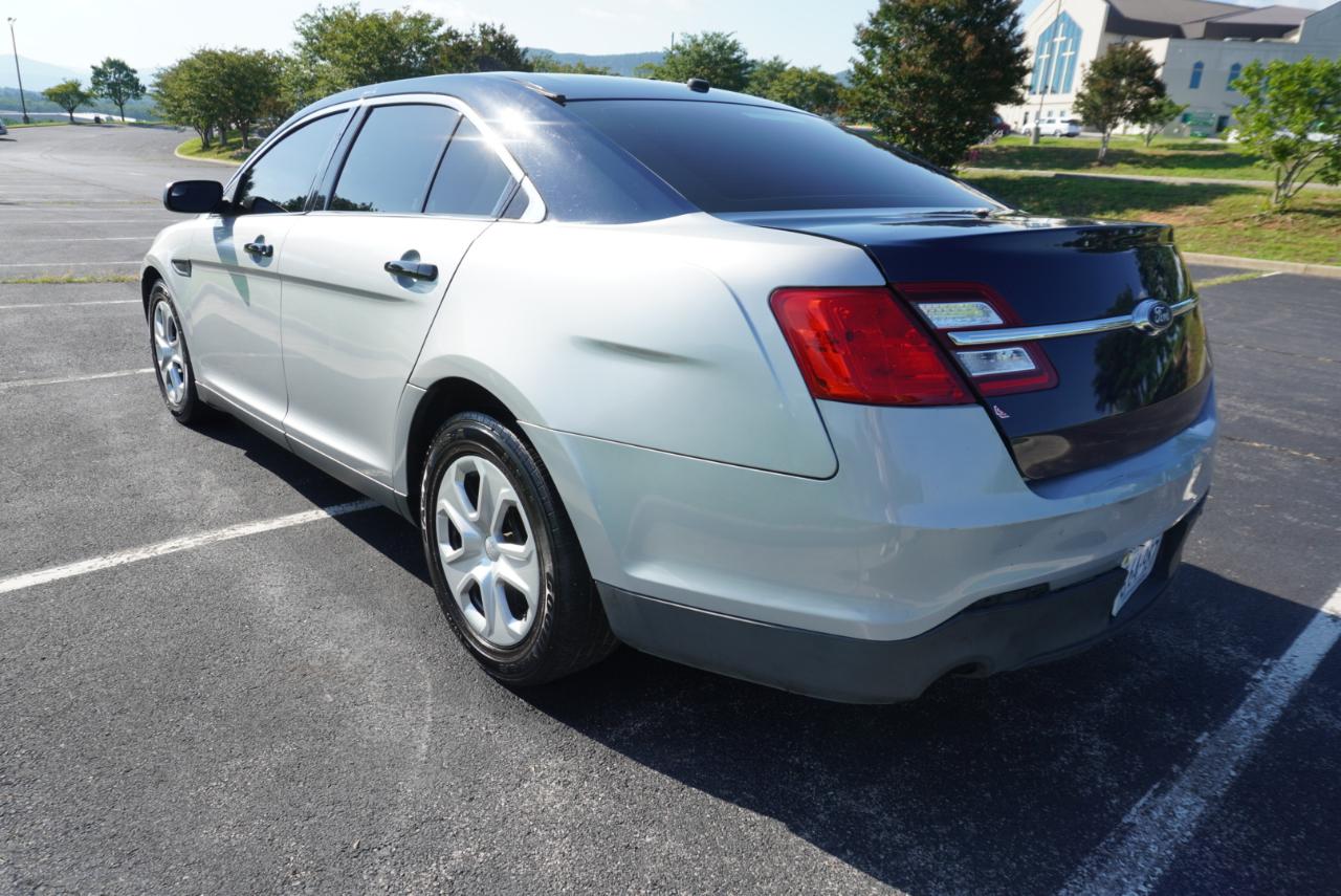 Ford Sedan Police Interceptor 4dr Sdn AWD 2016