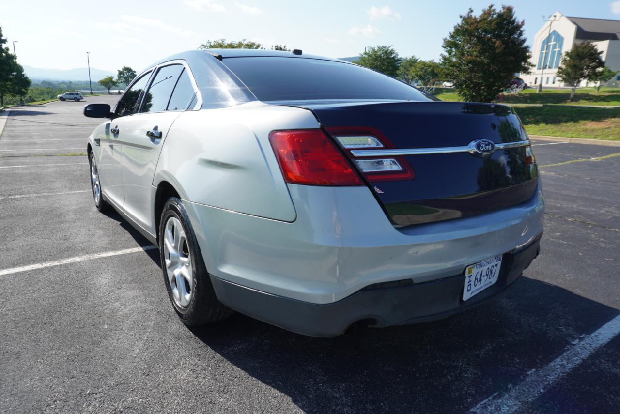 Ford Sedan Police Interceptor 4dr Sdn AWD 2016