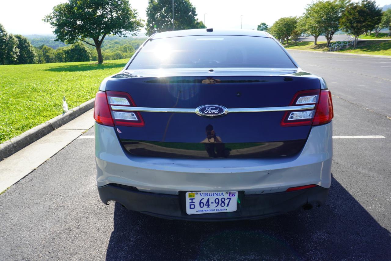 Ford Sedan Police Interceptor 4dr Sdn AWD 2016