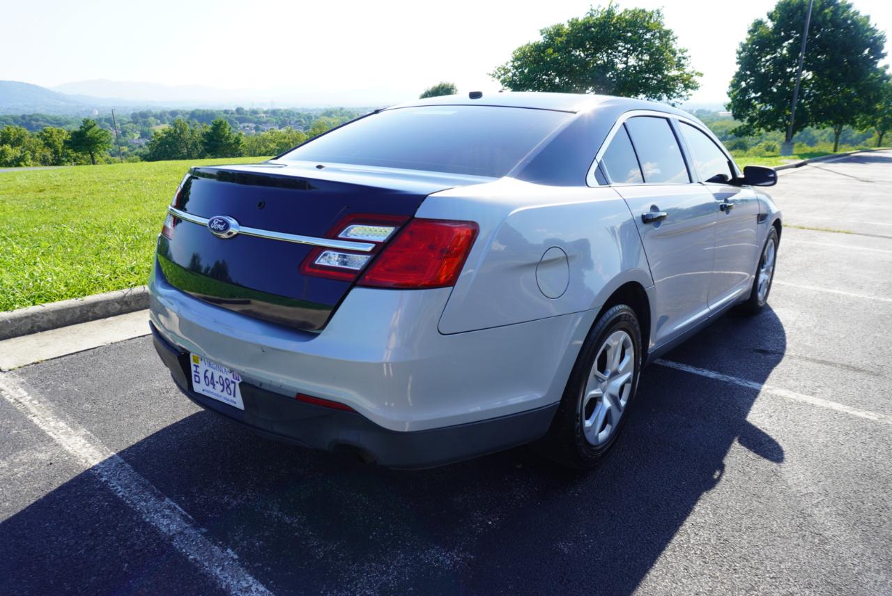 Ford Sedan Police Interceptor 4dr Sdn AWD 2016