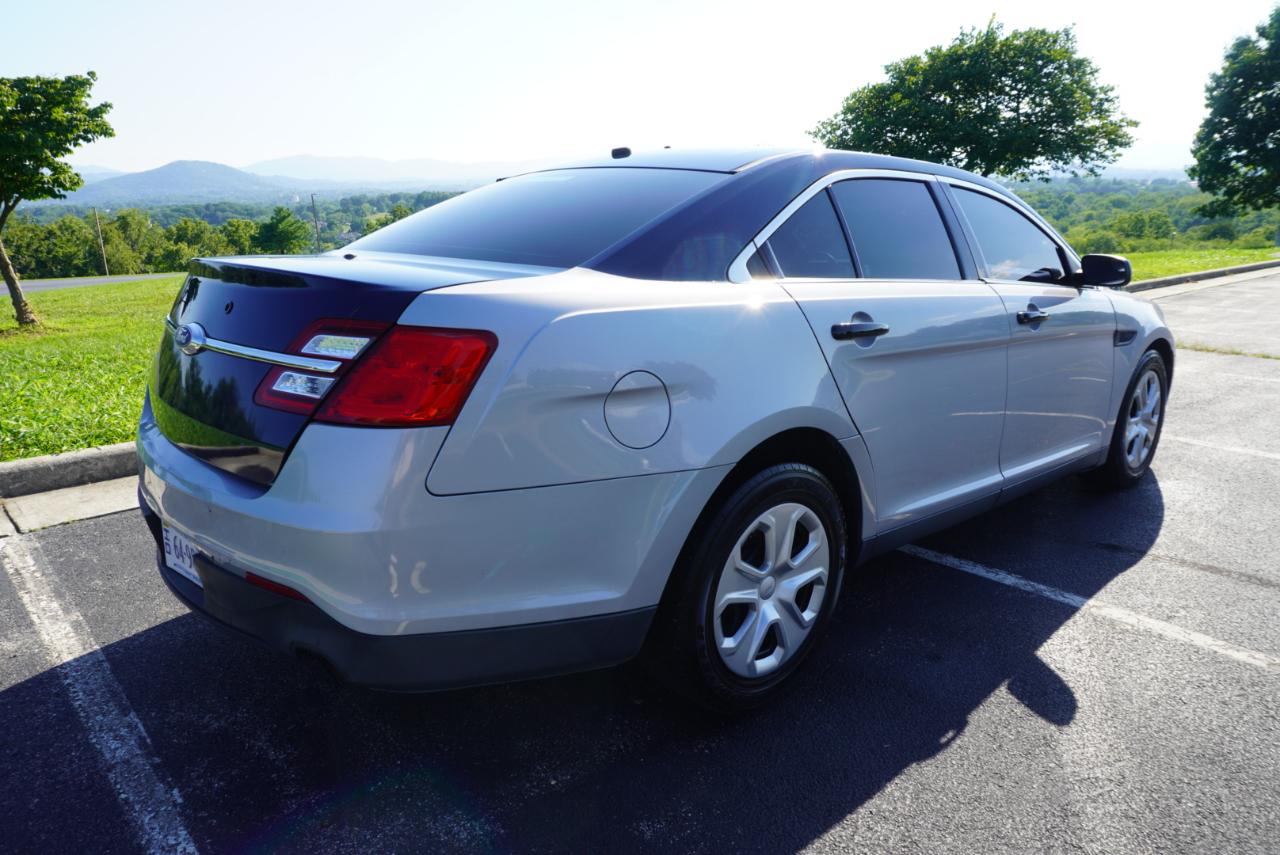 Ford Sedan Police Interceptor 4dr Sdn AWD 2016