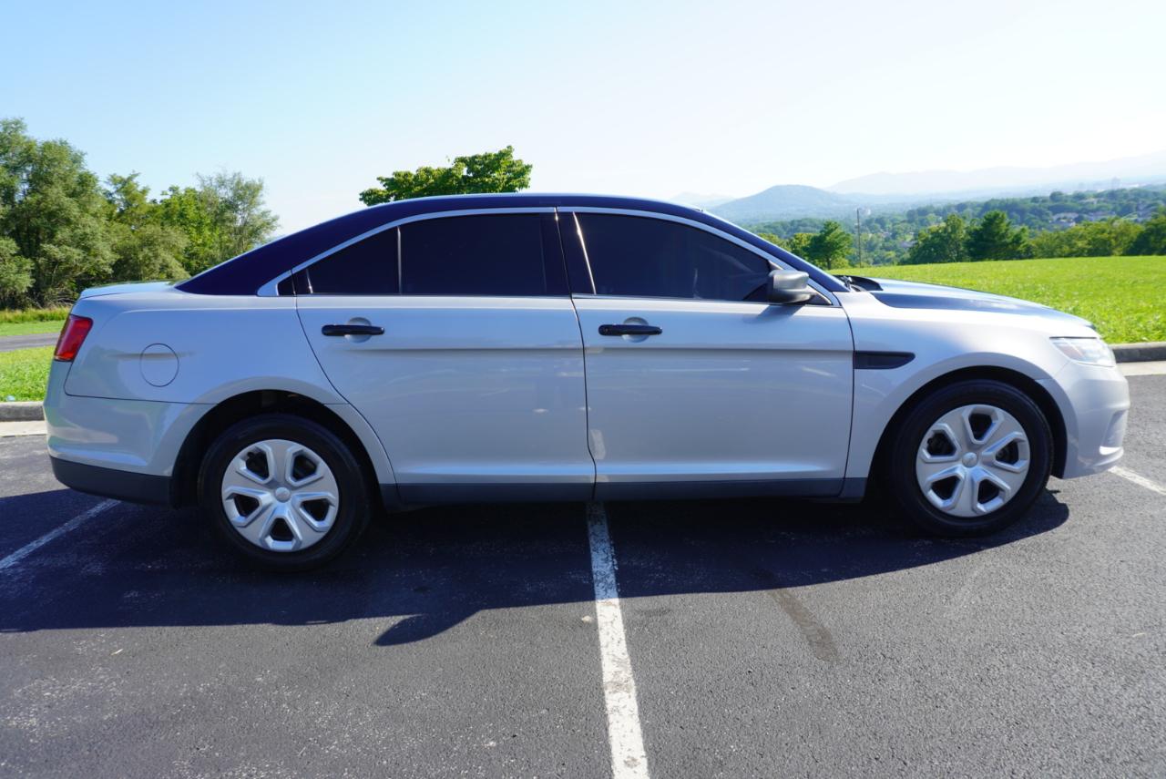 Ford Sedan Police Interceptor 4dr Sdn AWD 2016