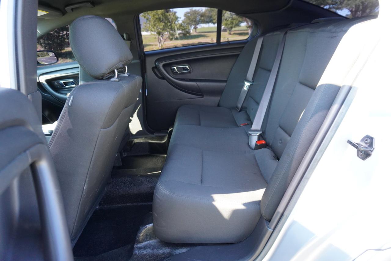 Ford Sedan Police Interceptor 4dr Sdn AWD 2016