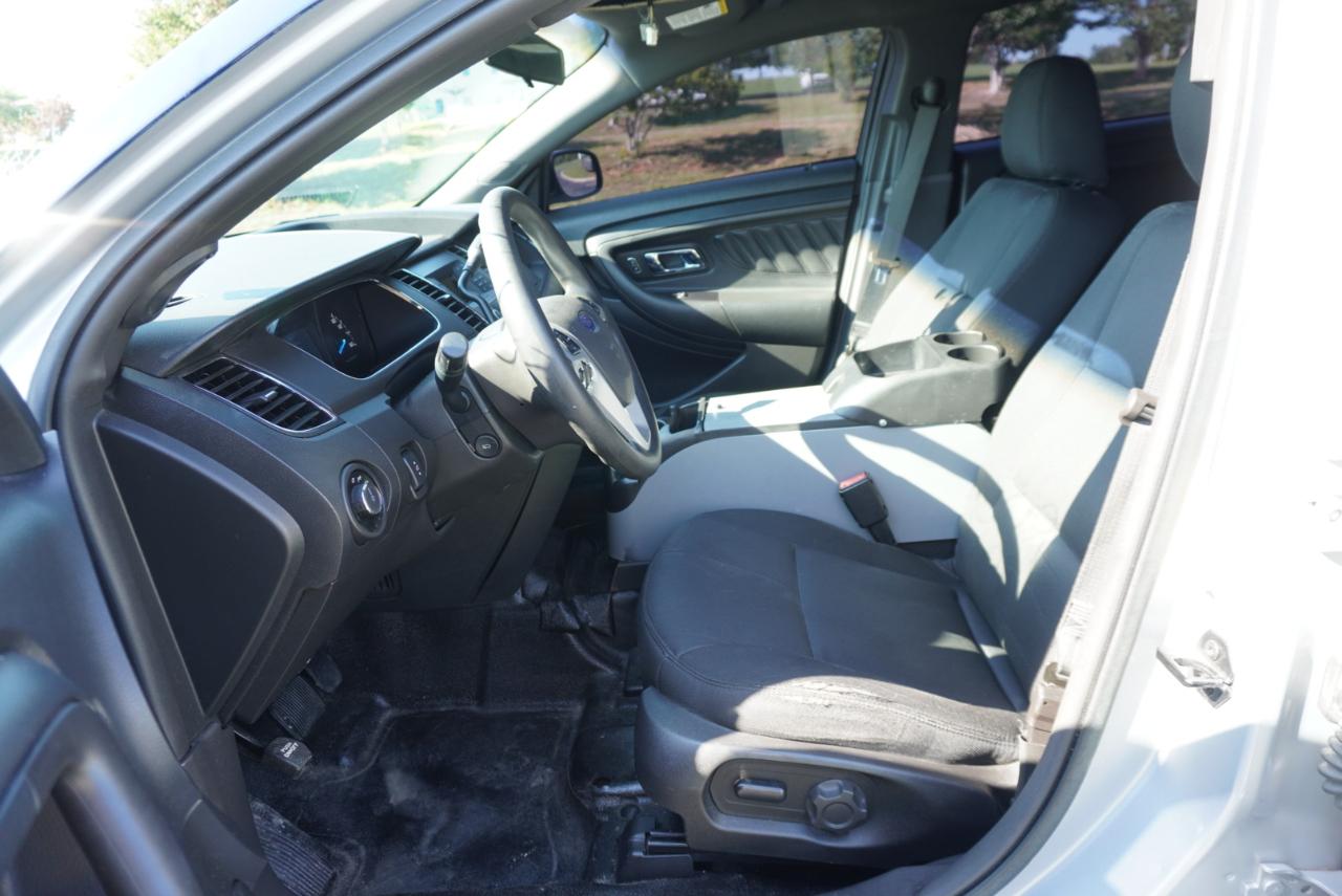 Ford Sedan Police Interceptor 4dr Sdn AWD 2016