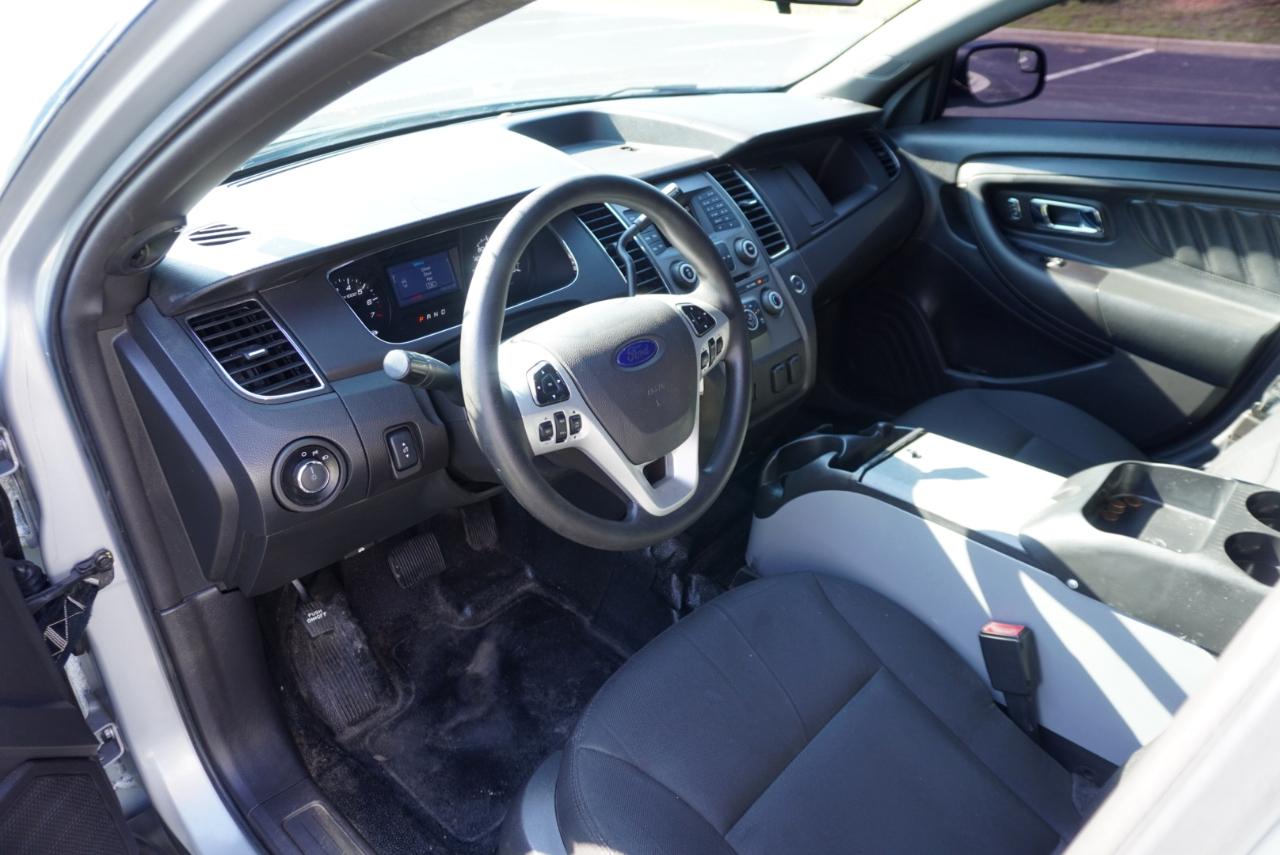 Ford Sedan Police Interceptor 4dr Sdn AWD 2016