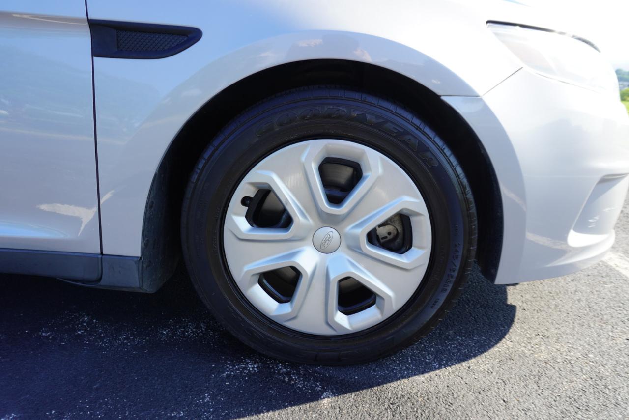 Ford Sedan Police Interceptor 4dr Sdn AWD 2016