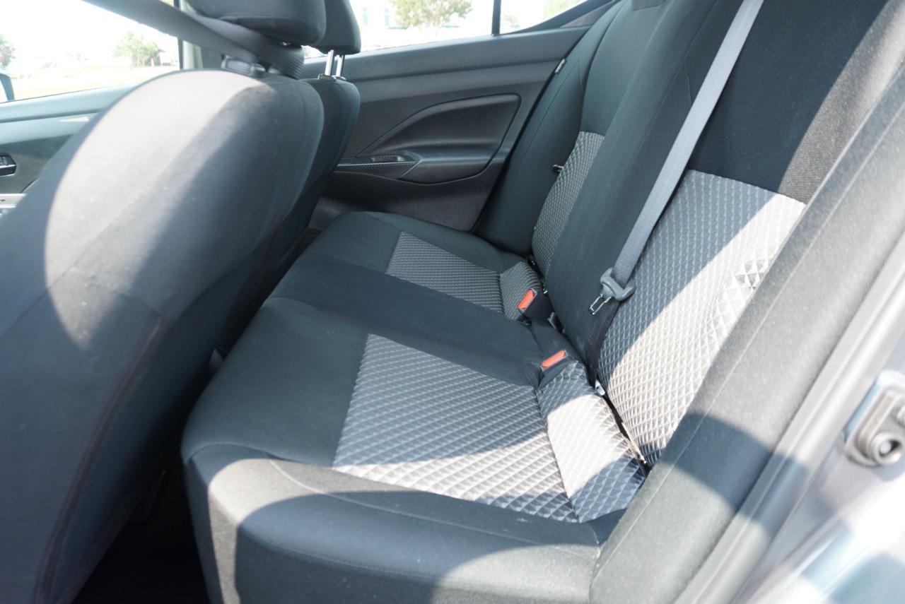 Nissan Versa S CVT 2024