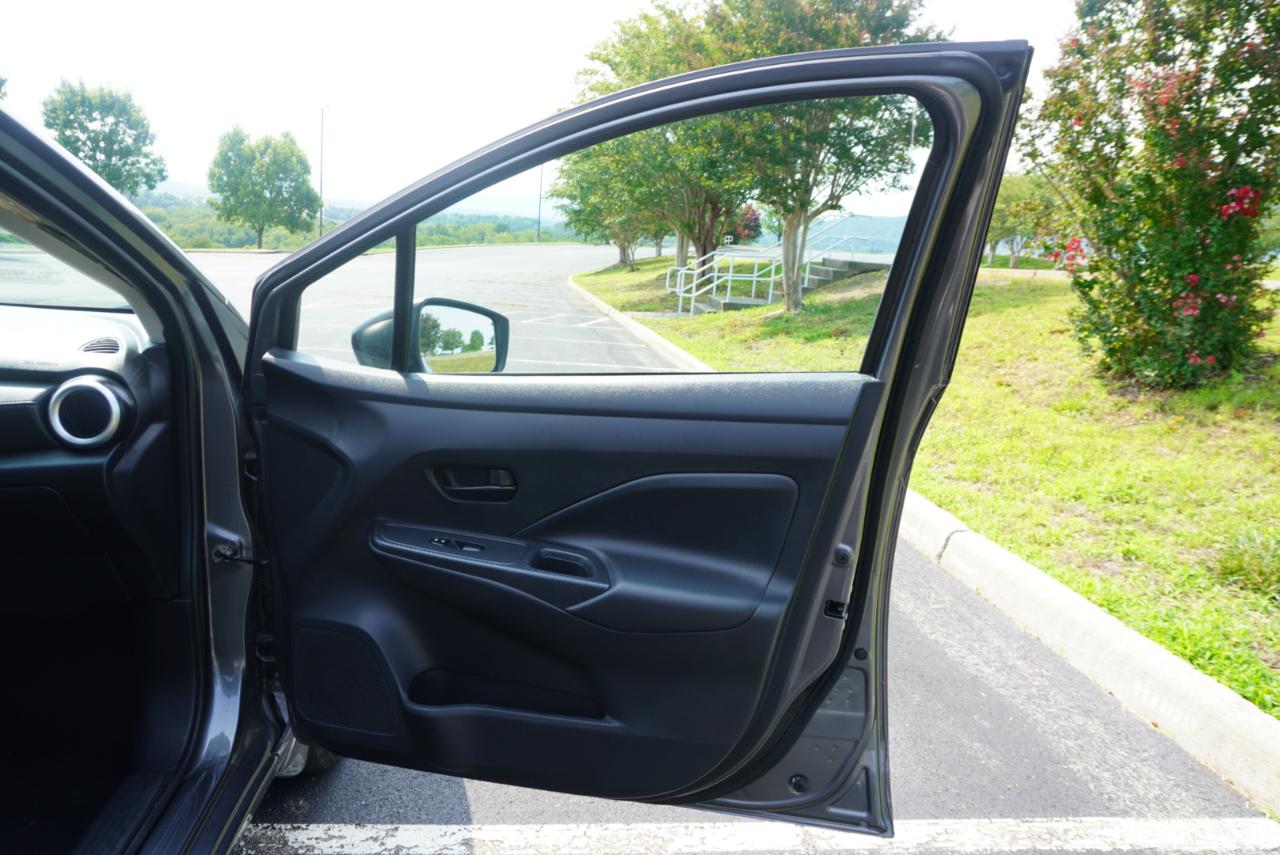 Nissan Versa S CVT 2024