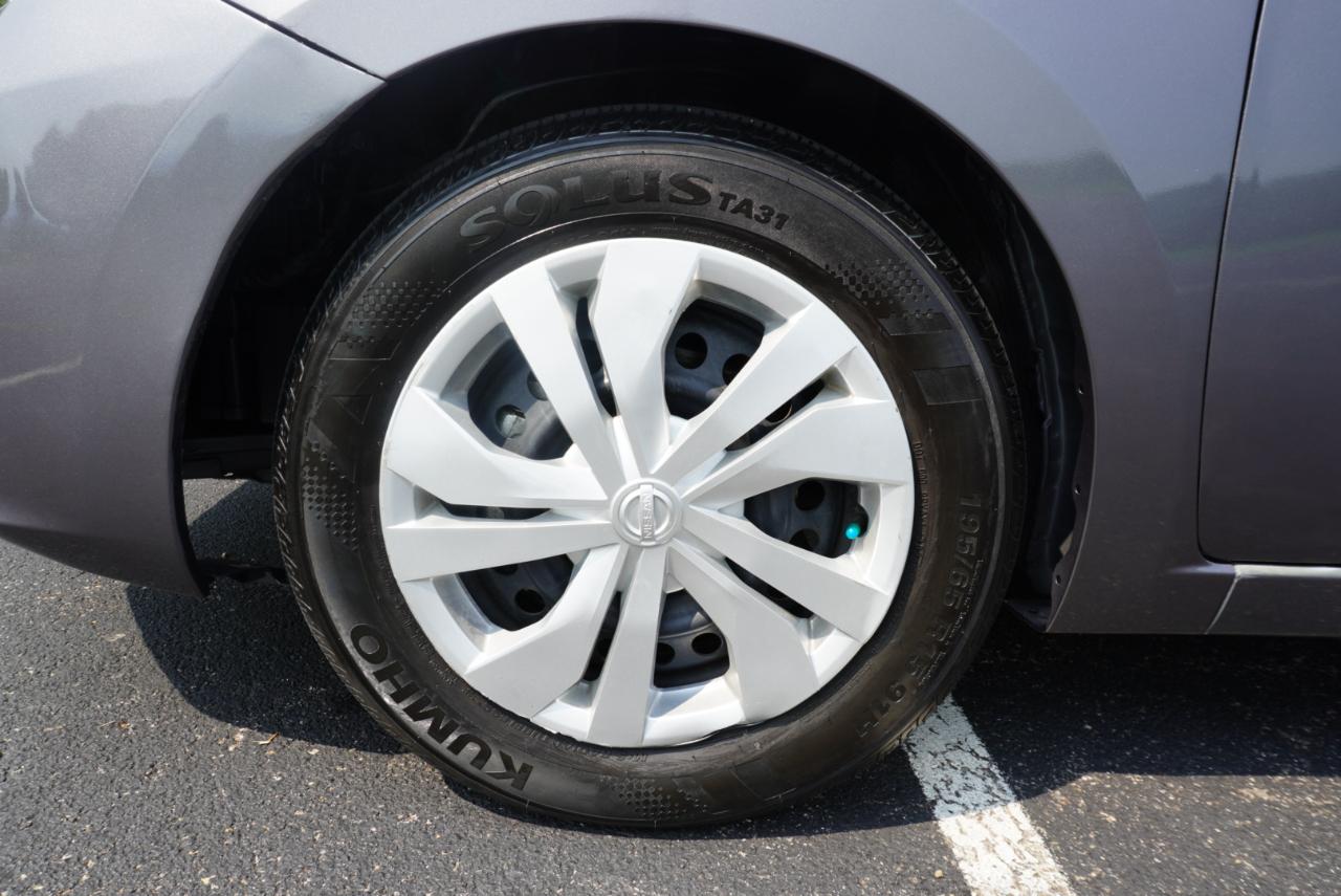 Nissan Versa S CVT 2024