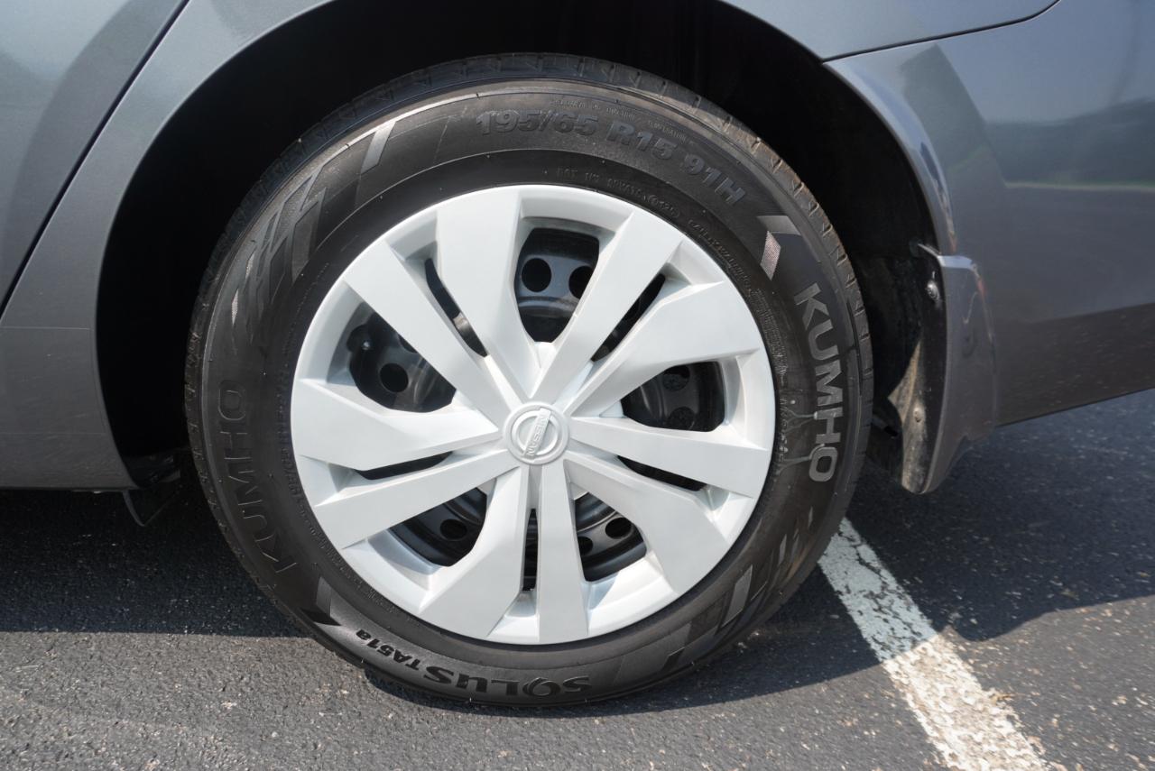 Nissan Versa S CVT 2024