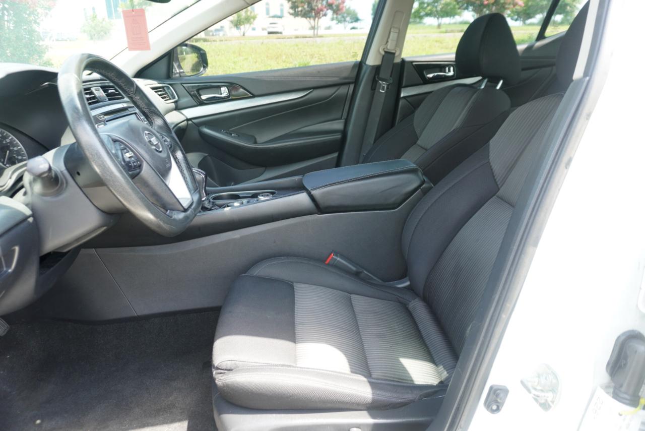 Nissan Maxima S 3.5L *Ltd Avail* 2017