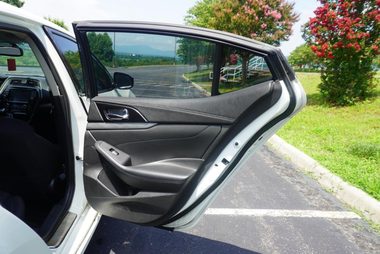 Nissan Maxima S 3.5L *Ltd Avail* 2017