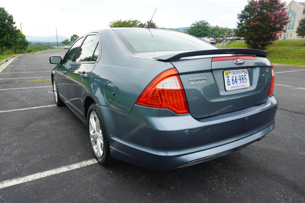 Ford Fusion 4dr Sdn SE FWD 2012