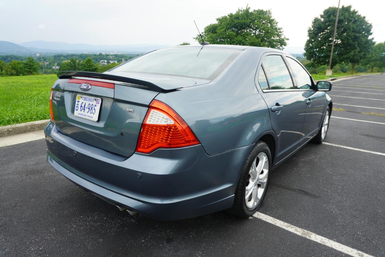 Ford Fusion 4dr Sdn SE FWD 2012