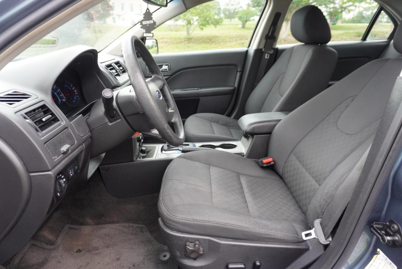 Ford Fusion 4dr Sdn SE FWD 2012
