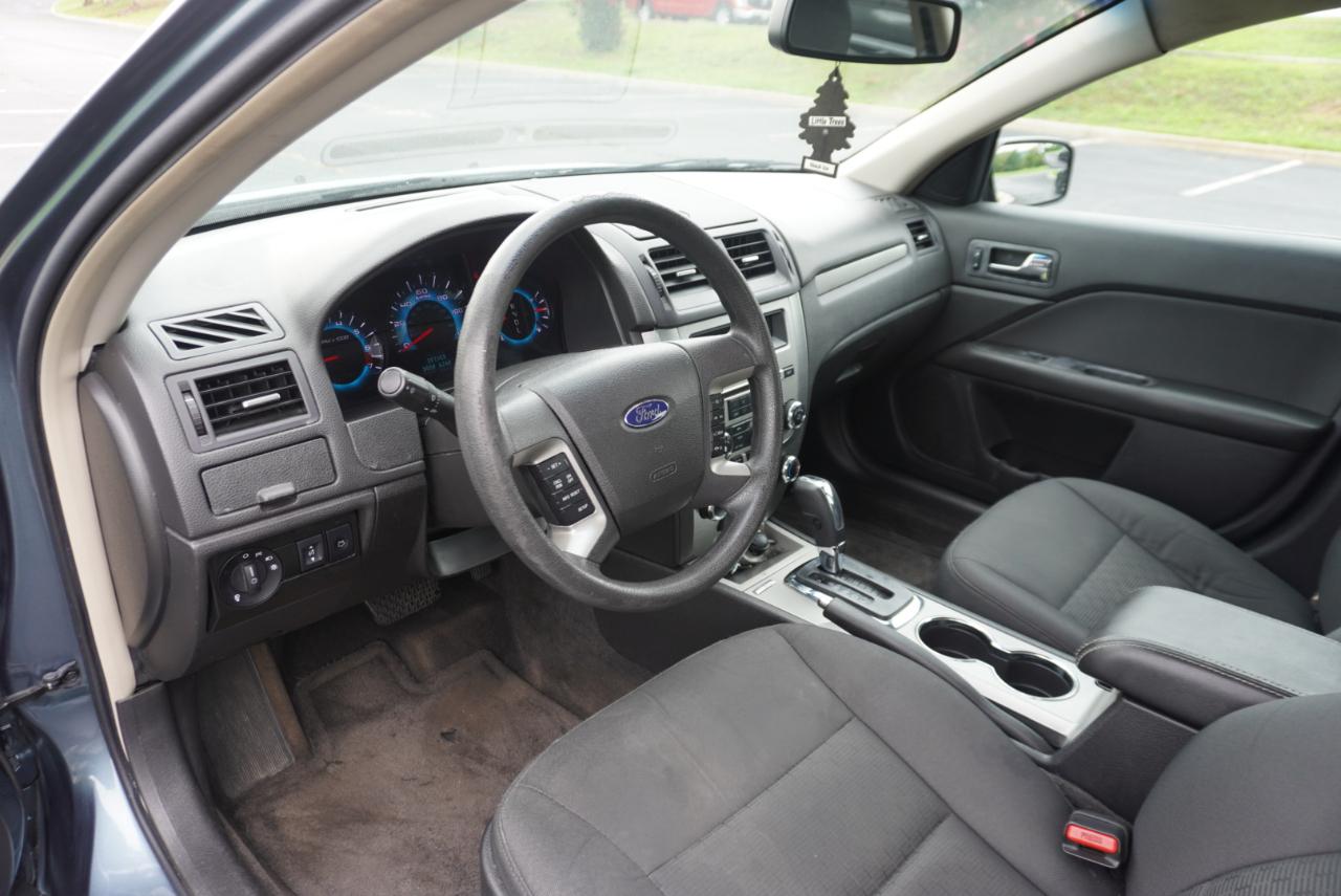 Ford Fusion 4dr Sdn SE FWD 2012