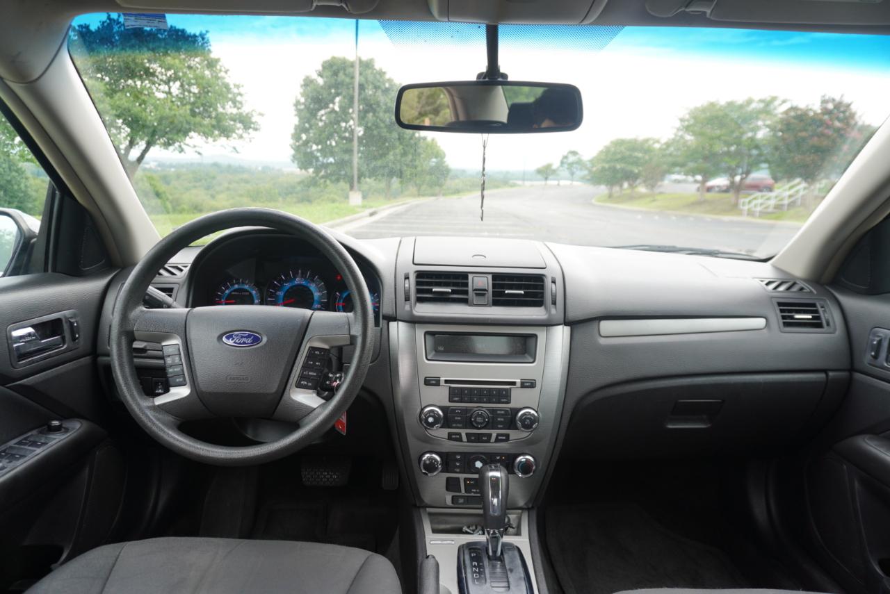 Ford Fusion 4dr Sdn SE FWD 2012