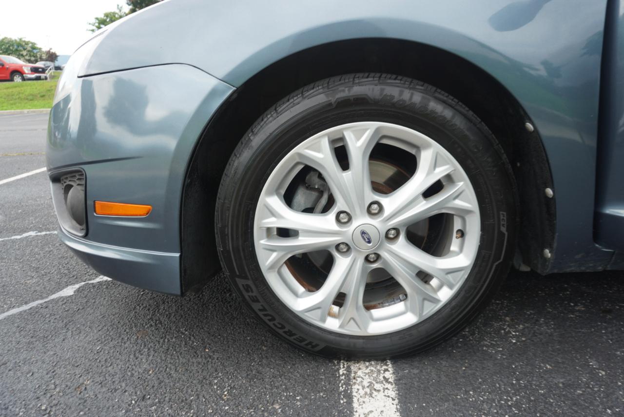 Ford Fusion 4dr Sdn SE FWD 2012