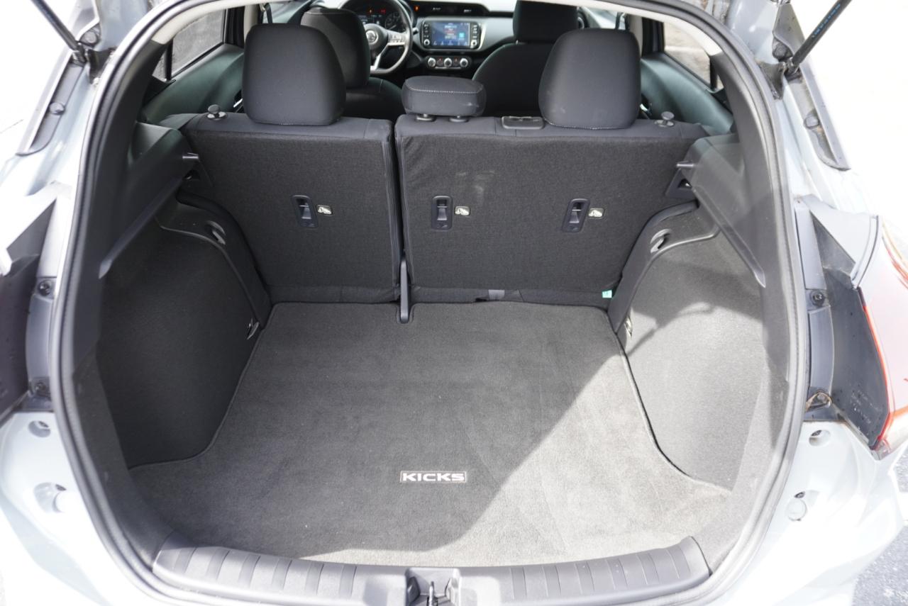 Nissan Kicks SV FWD 2023