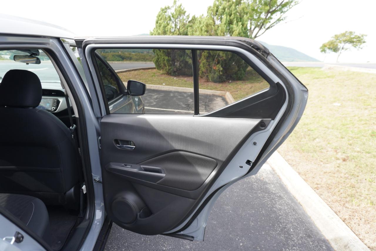 Nissan Kicks SV FWD 2023