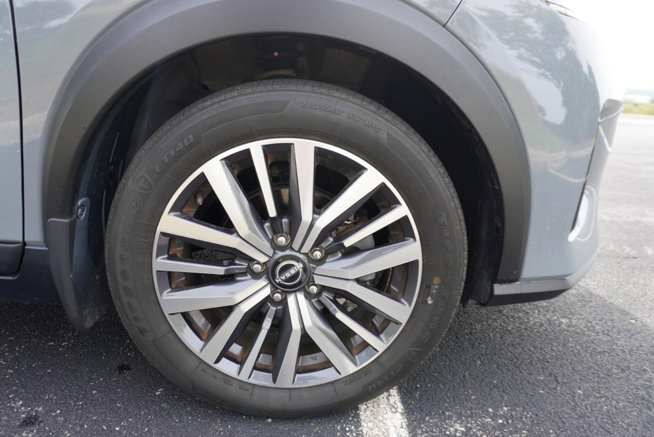 Nissan Kicks SV FWD 2023