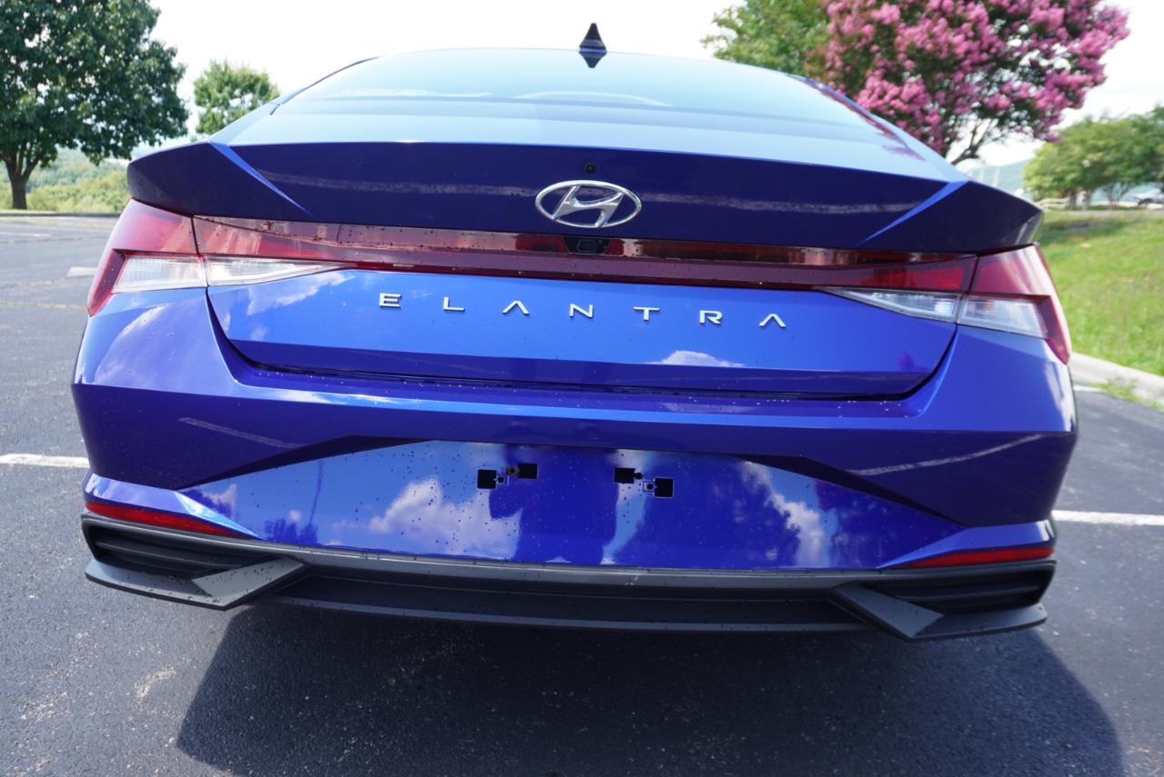 Hyundai Elantra SEL IVT 2023