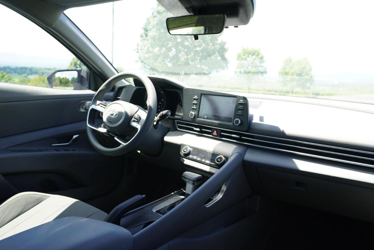 Hyundai Elantra SEL IVT 2023
