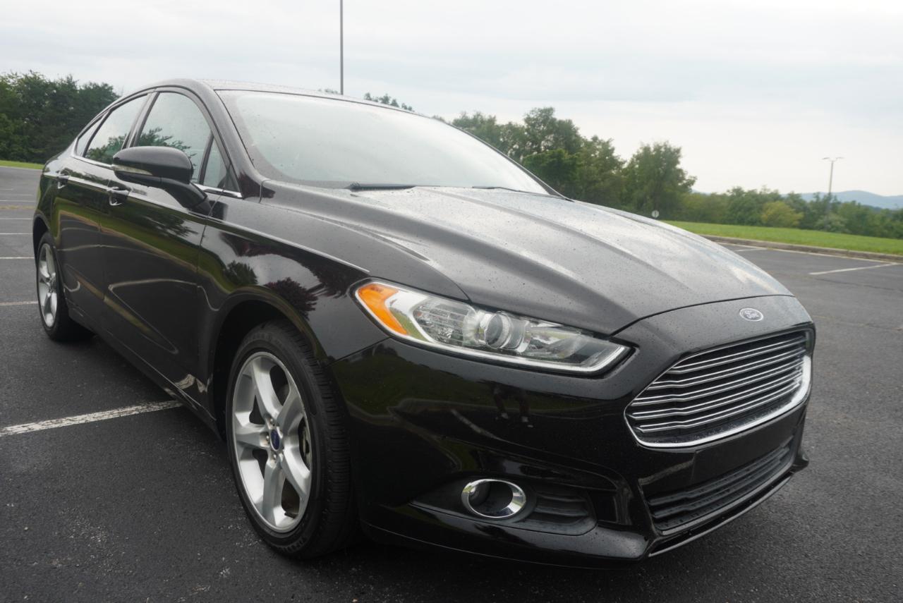 Ford Fusion 4dr Sdn SE AWD 2016