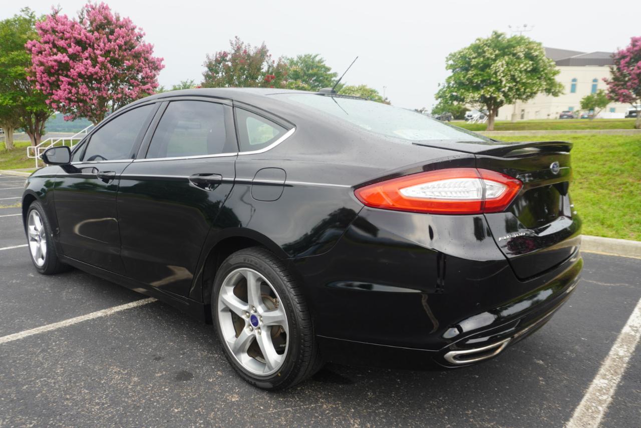 Ford Fusion 4dr Sdn SE AWD 2016