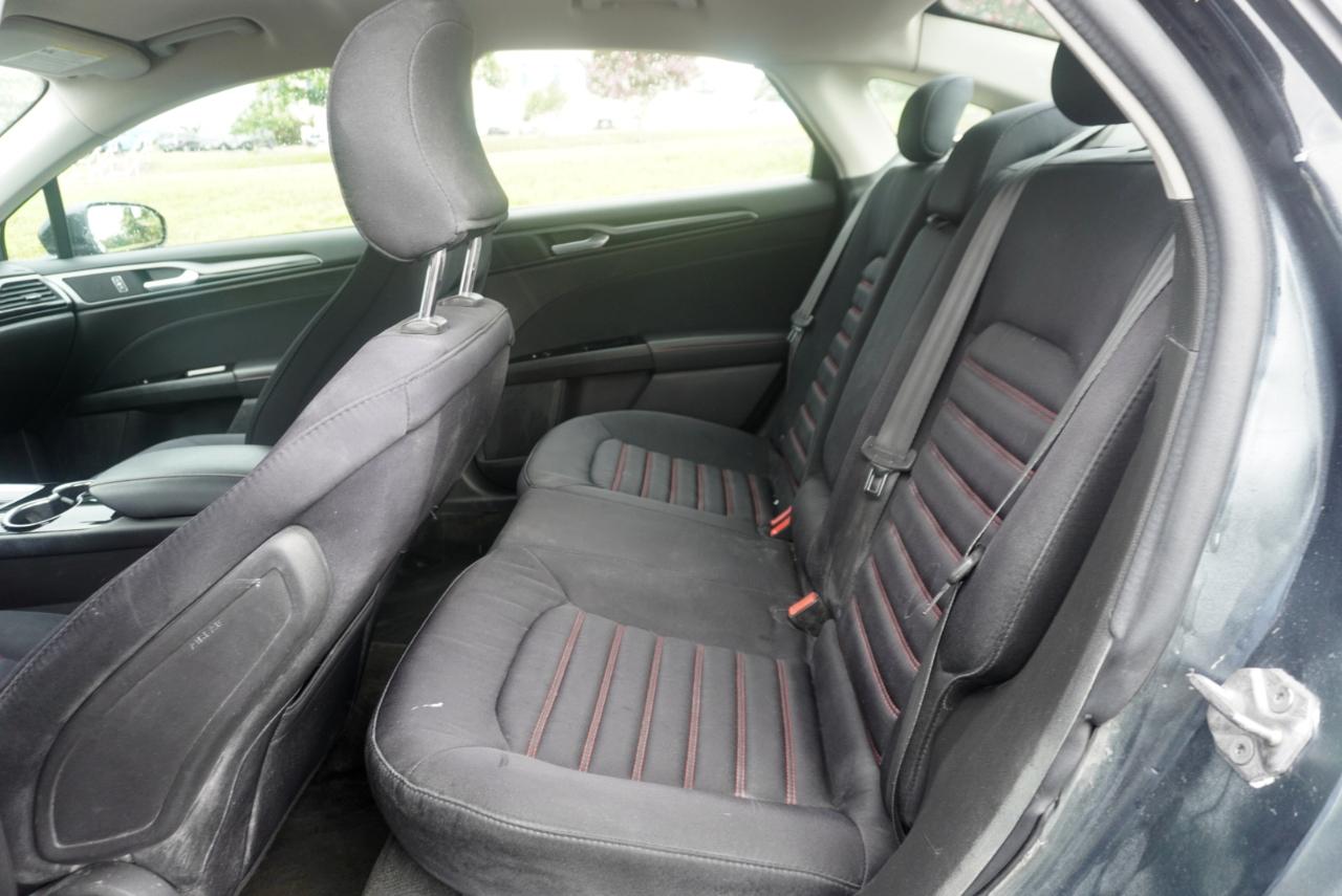 Ford Fusion 4dr Sdn SE AWD 2016