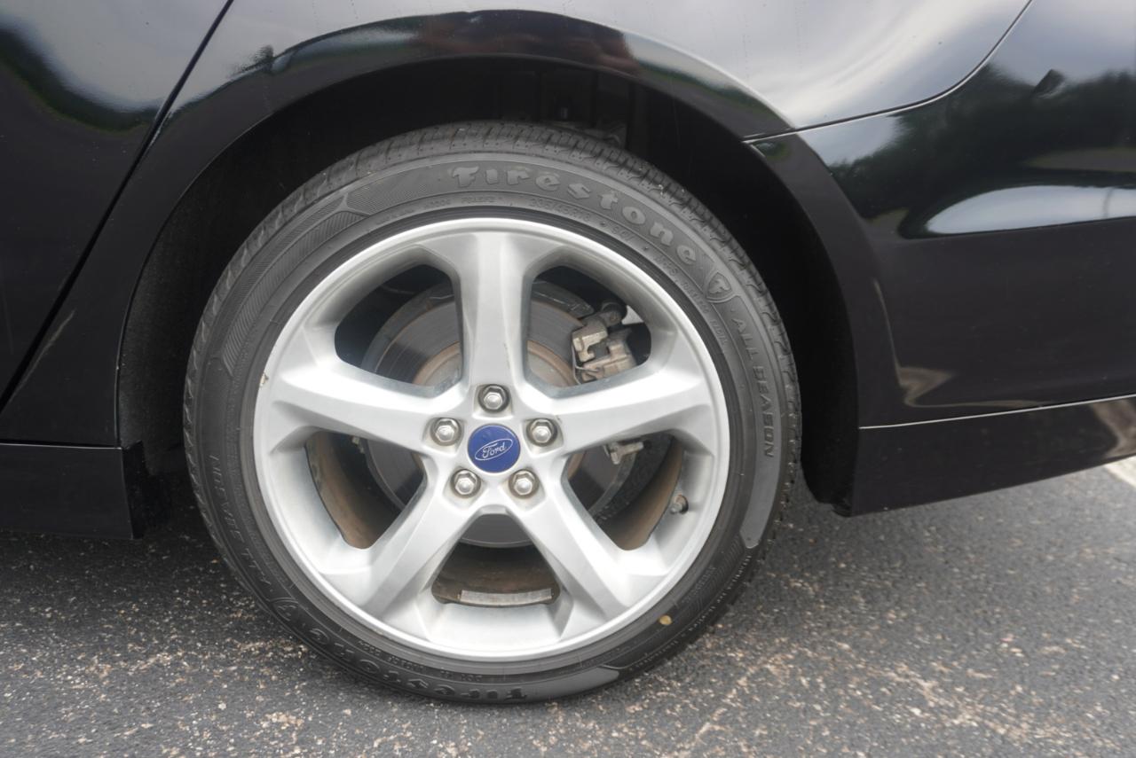 Ford Fusion 4dr Sdn SE AWD 2016
