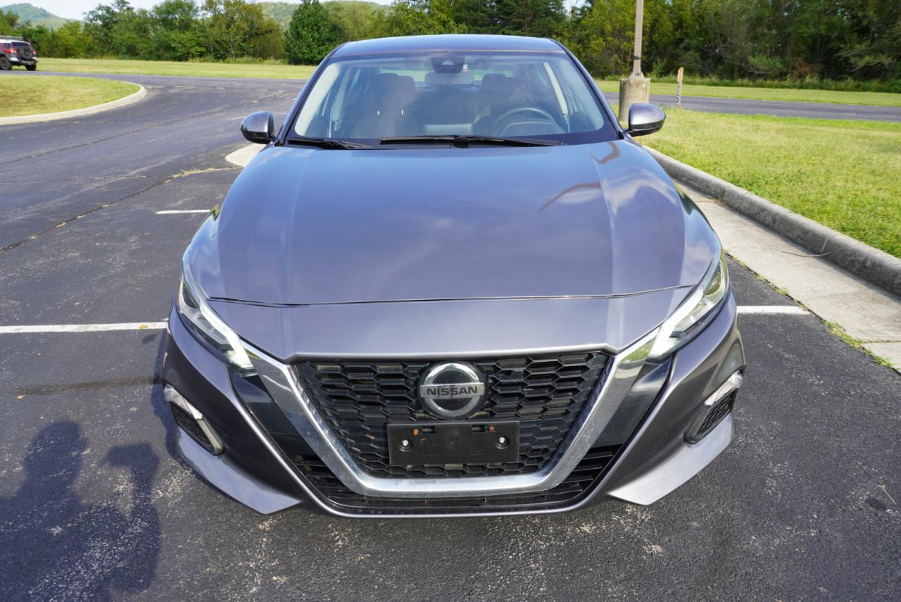 Nissan Altima 2.5 SV Sedan 2022
