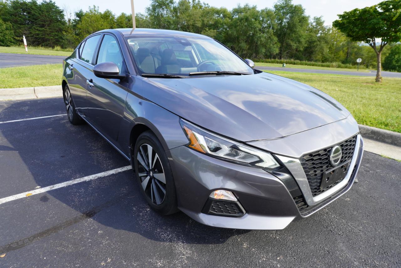 Nissan Altima 2.5 SV Sedan 2022