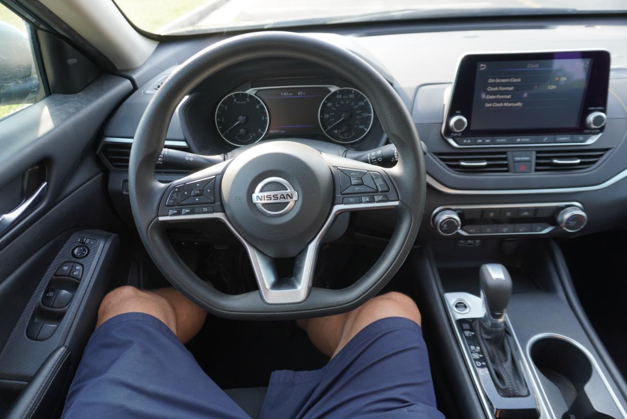 Nissan Altima 2.5 SV Sedan 2022