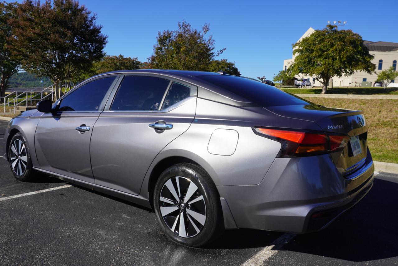 Nissan Altima 2.5 SV Sedan 2022