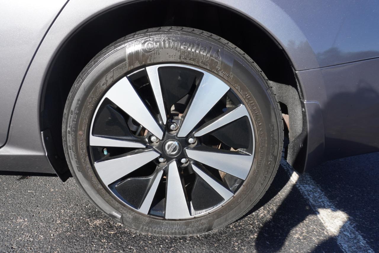 Nissan Altima 2.5 SV Sedan 2022