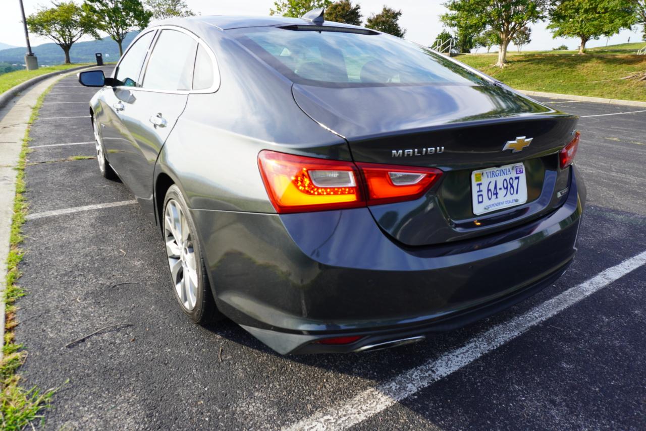 Chevrolet Malibu 4dr Sdn Premier w/2LZ 2017