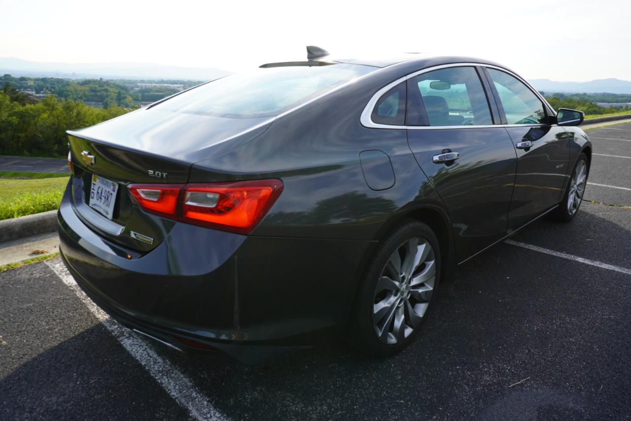Chevrolet Malibu 4dr Sdn Premier w/2LZ 2017